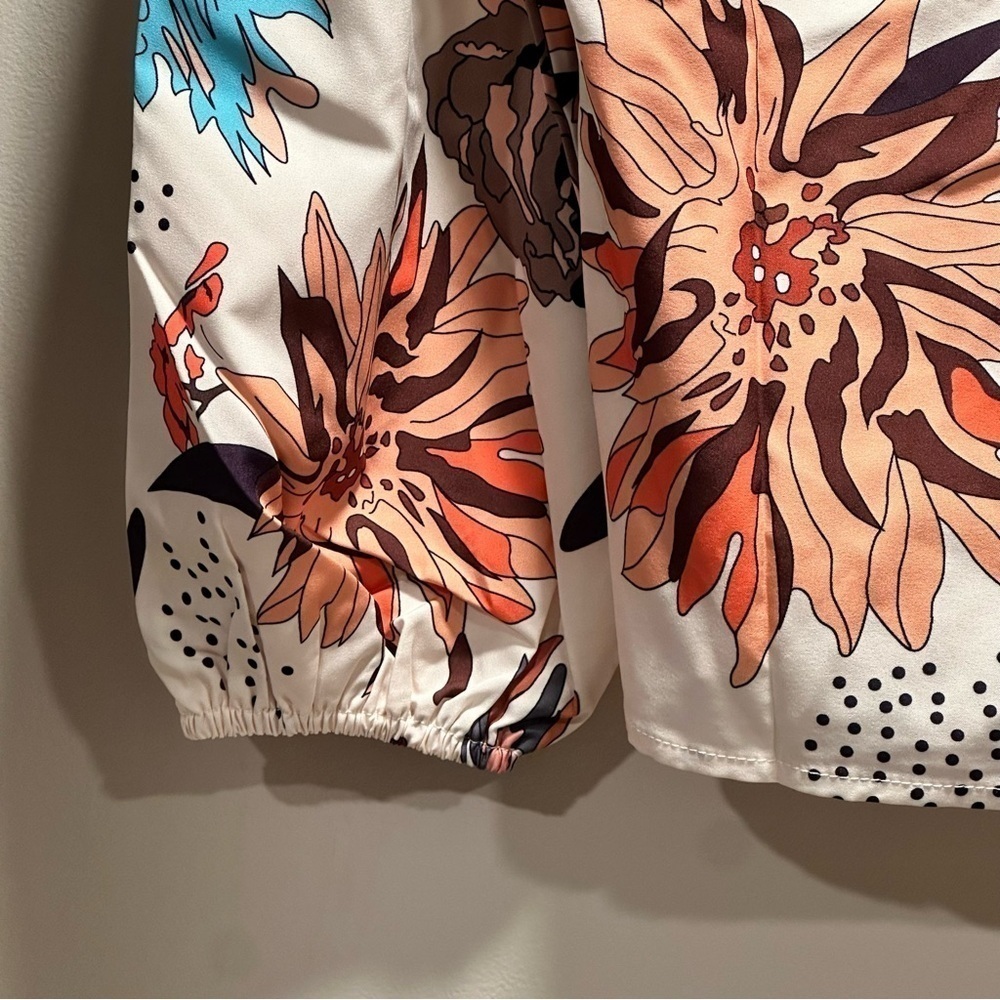 NEW Floral Print V-neck Blouse Fall Long Lantern Sleeve Loose Fit. Satin Like S - Picture 10 of 15